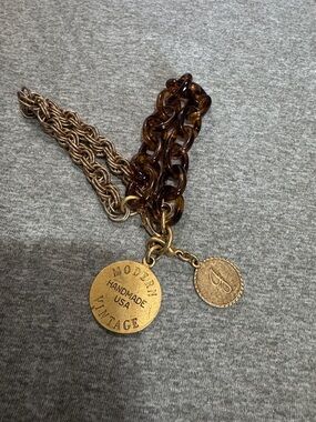 Modern Vintage Gold-Tone & Tortoiseshell Chain Charm Bracelet